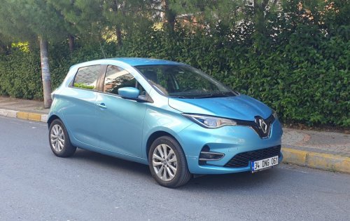 Renault ZOE Kullanıcılarının Dikkatine: Elektrikli Araçta Karşılaşılan Yaygın Sorunlar ve Akıllı Çözümler